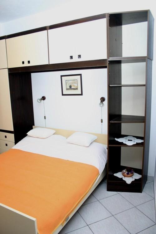 Apartments Ivan Orlic Vinišće 객실 사진